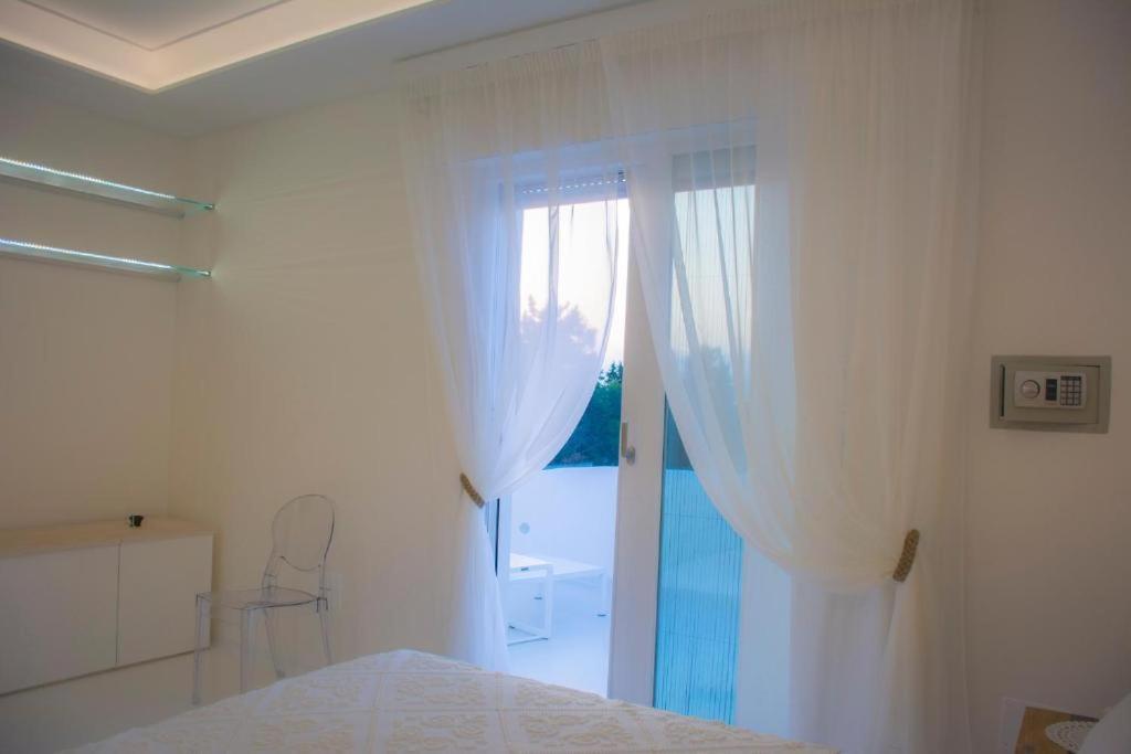 B&B Valentino Luxury Rooms By Salentolimit Porto Cesareo Exterior foto
